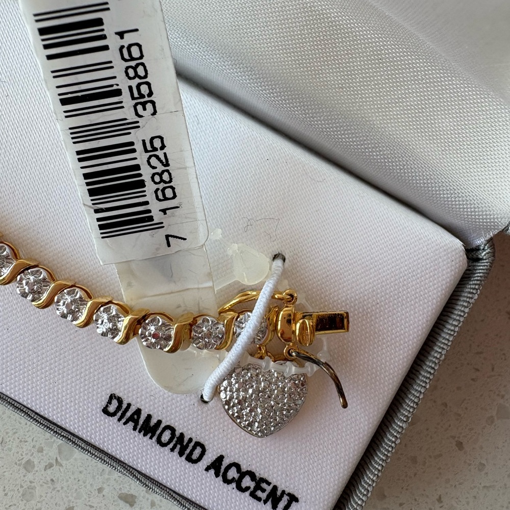 Diamond tennis bracelet - Picture 7 of 7